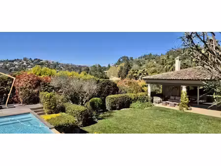 splendide villa avec jardin paysager et piscine mougins
