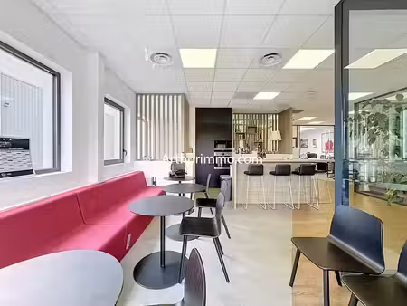 vente locaux professionnels 0 pièces 450 m² à bailly-romainvilliers (77700)  885 000 €