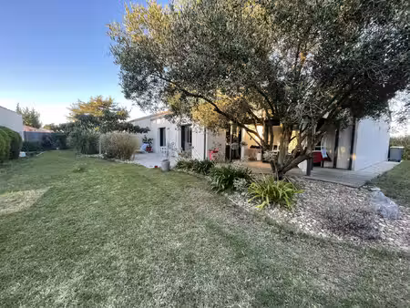 contemporaine et séduisante maison plain-pied