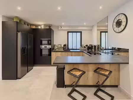 saint-raphaël  valescure grand t2 de 48 5 m2 avec jardin privatif et garage