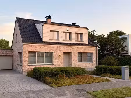 huis te koop in ruisbroek met 3 slaapkamers