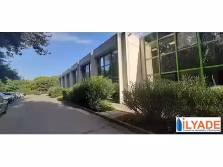 vente local d’activités 311m²