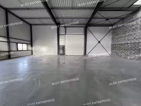 vente entrepôt montauban de bretagne 35360 1305m²