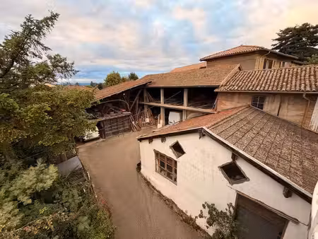 vente local d’activités reyrieux 01600 200m² à 940m²