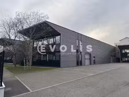 vente local d’activités 502m²