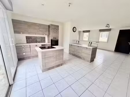 vente maison 4 pièces 68 m² à cuts (60400)  127 000 €