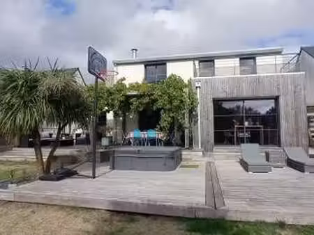 vente maison à pluneret (56400) : à vendre / 153m² pluneret