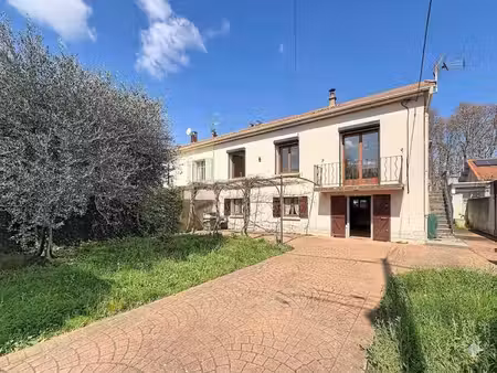 maison à vendre  avignon extra-muros  62 m²  2 chambres  garage  buanderie  jardin clos  t