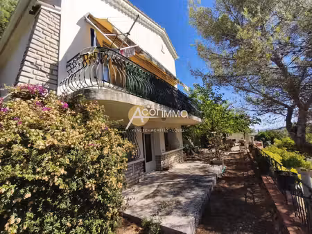 maison familiale avec deux logements vue dégagée terrain de 940 m2 - garage