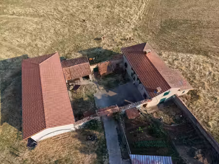 ferme traditionnelle - monts du lyonnais
