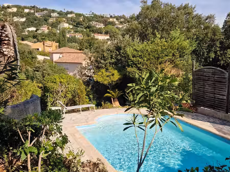 villa individuelle avec piscine 112m²- 816m² - les issambres