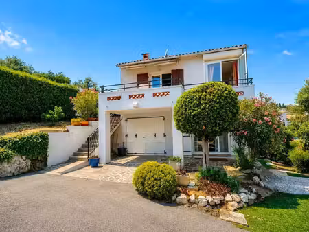 villa individuelle avec vue dégagée – saint-aygulf