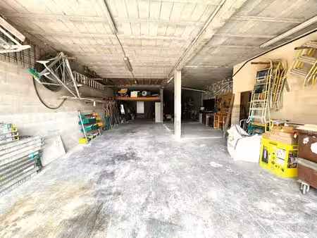 vente entrepôt le muy 83490 288m²