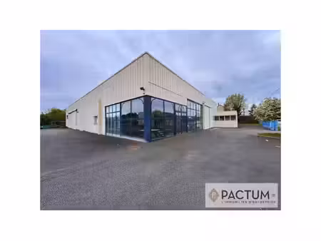 vente local d’activités mozé-sur-louet 49610 900m²