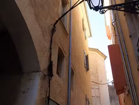 a vendre beziers quartier cathedrale (34) immeuble a fort potentiel locatif