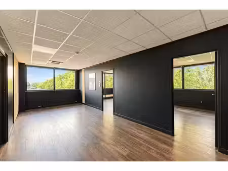 location bureaux montevrain 77144 130m²