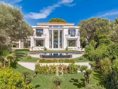 villa de 14 pièces de luxe en location antibes  france