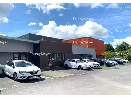 location entrepôt 367m² à 780m²