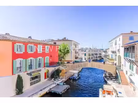 port grimaud - bel appartement 3 chambres avec amarrage 7 mètres