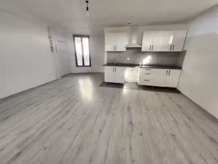 lot de trois appartements