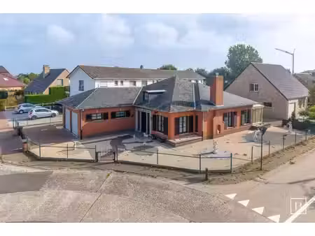 bungalow spacieuse et bien entretenue à de haan - vosseslag