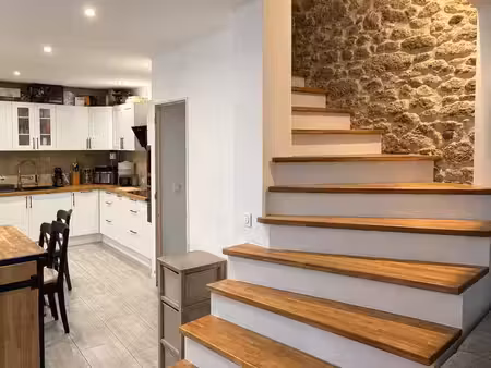 belle maison de village avec du cachet dans le centre de courthézon