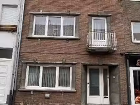 maison mitoyenne à rénover