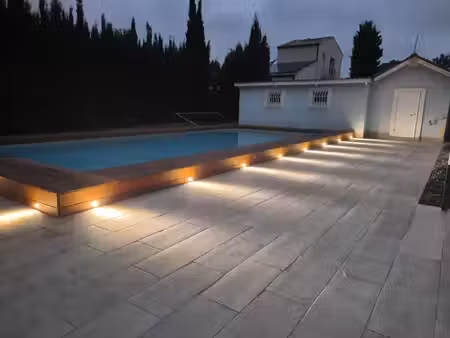 vias - maison independante - 4 chambres - terrain 1550m2 avec piscine et garage
