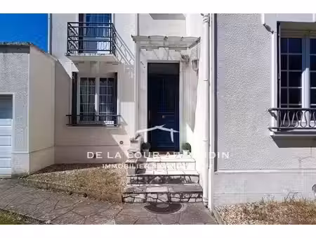 exclusivité - villa des années 1930 avec jardins et terrasse
