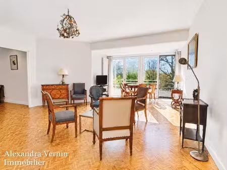 appartement familial avec ascenseur quartier des écoles