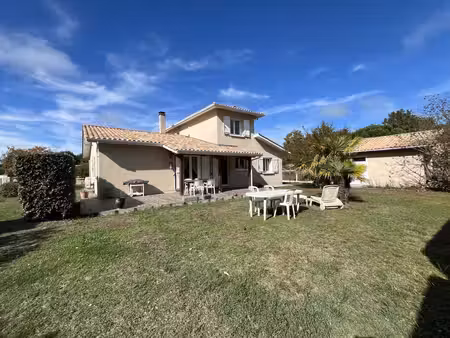 exclusivite hourtin - maison 150 m² habitables - 4 chambres - terrain 802 m²