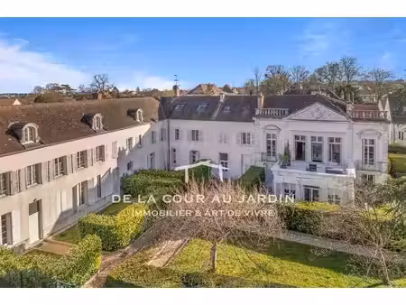 appartement d'exception au cœur d'une demeure du 19ème siècle