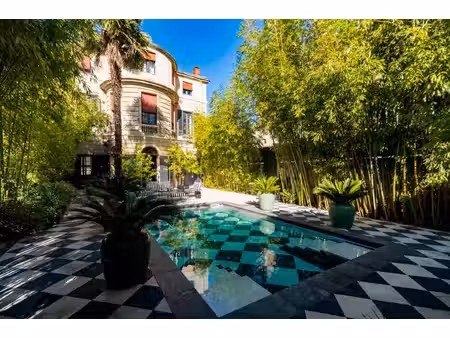 magnifique hôtel particulier - jardin - piscine - parking