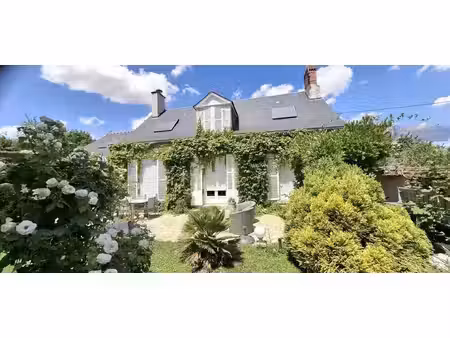 ensemble immobilier à avaray