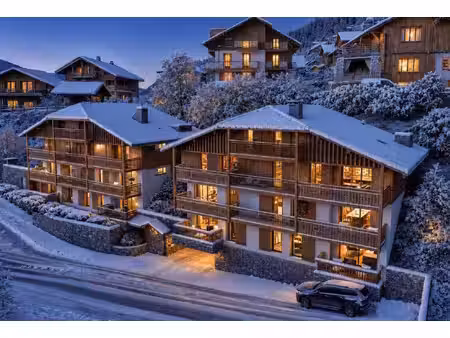 balcon baigné de lumière  pistes à portée de pas — 3 pièces à morzine
