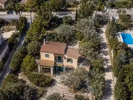 vente maison 5 pièces 139 m² à la fare-les-oliviers (13580)  390 000 €