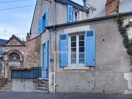 orléans centre historique - maison de charme 95 m² avec terrasse