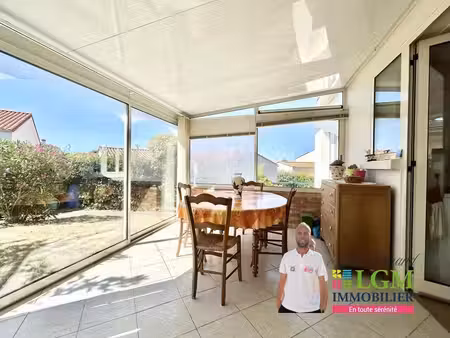 la roche-sur-yon – bourg-sous-la-roche – maison familiale avec jardin et sous-sol complet
