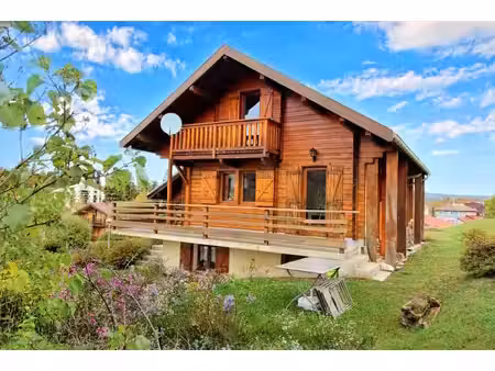 prémanon – chalet individuel de 127 6 m² – appartement indépendant – proche commodités