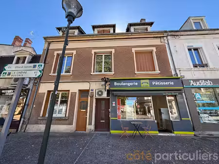 immeuble de rapport avec 3 lots loués centre-ville de saint-amand-montrond