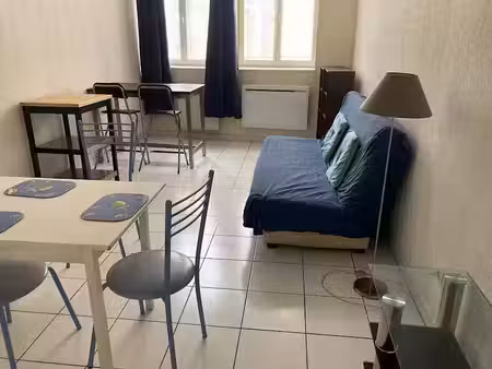 location meublée appartement 2 pièces 31 m² à lyon 1er (69001)  799 €