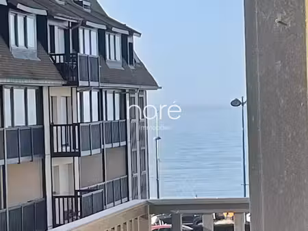 2 pièces vue mer lattérale
