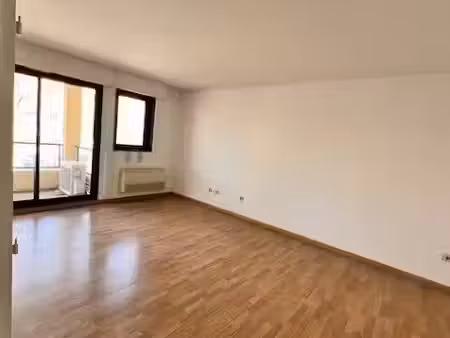 vente appartement 2 pièces 45.87 m² à aix-en-provence (13090)  180 000 €