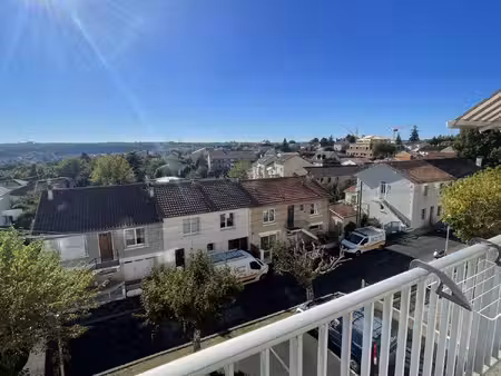appartement t1 avec balcon + place de parking