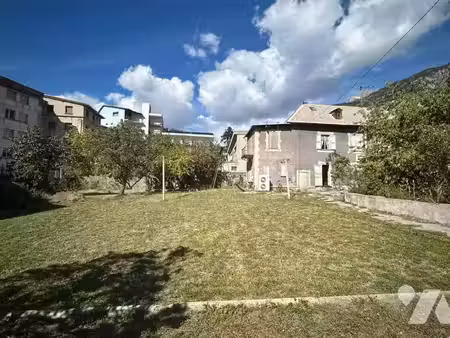 vente maison 11 pièces 118 m² briançon (05100)