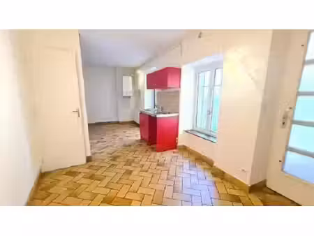 appartement f2 atypique en triplex