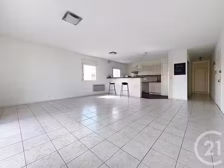 appartement f3 à vendre - 3 pièces - 73 m2 - troyes - 10 - champagne-ardenne