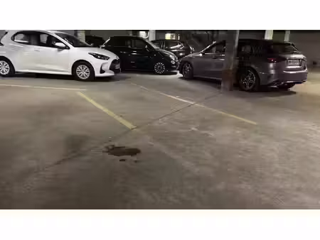 parking jeanne d'arc