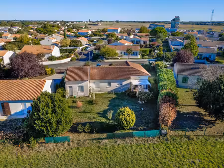 saint-savinien maison de plain-pied de 97 m2 grand garag