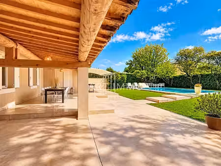maison 5 pieces au calme avec annexe et piscine